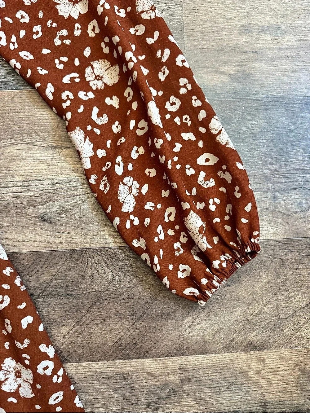 EVERELY Floral Maxi Dress Brown & White Medium